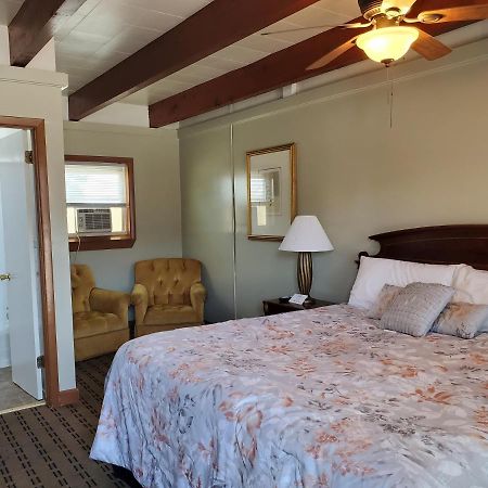 Golden Gate Lodging Plattsburgh Esterno foto