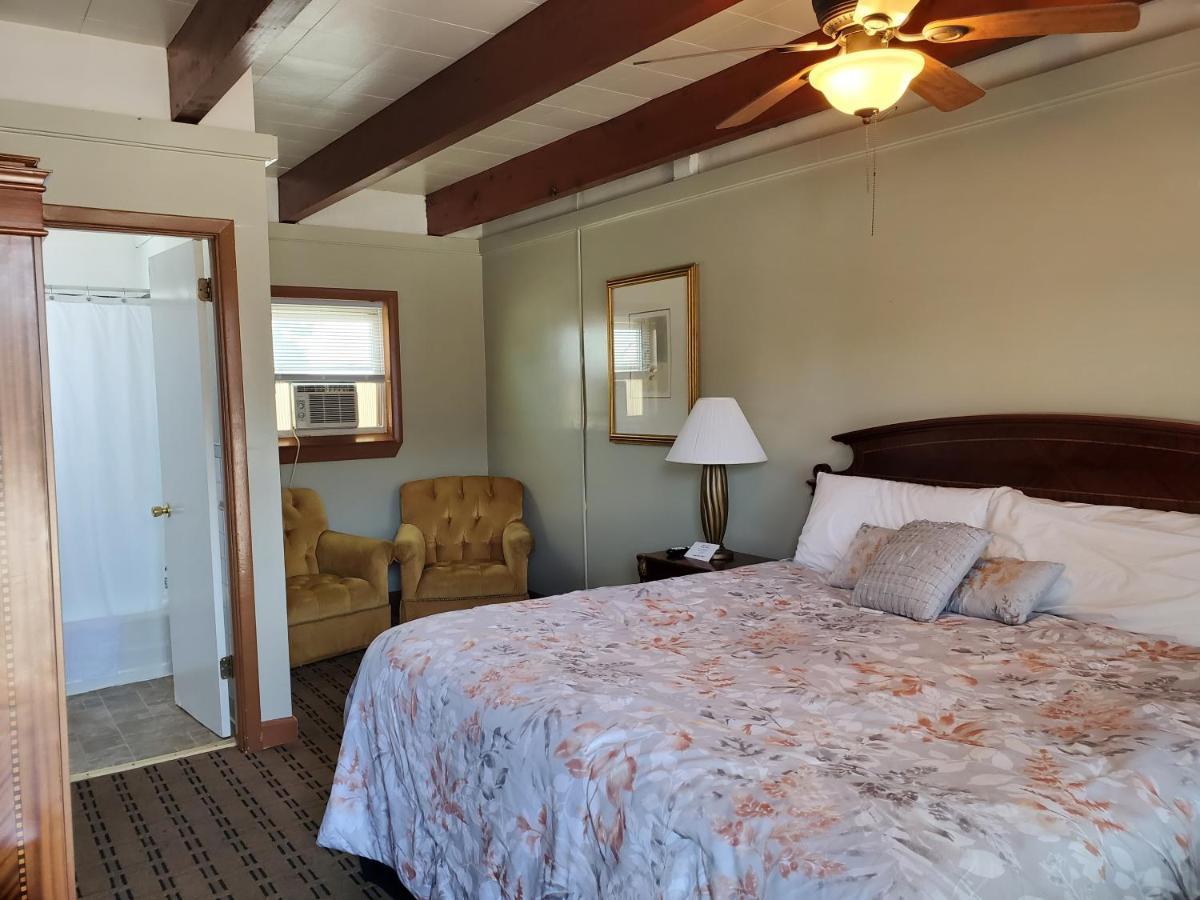 Golden Gate Lodging Plattsburgh Esterno foto