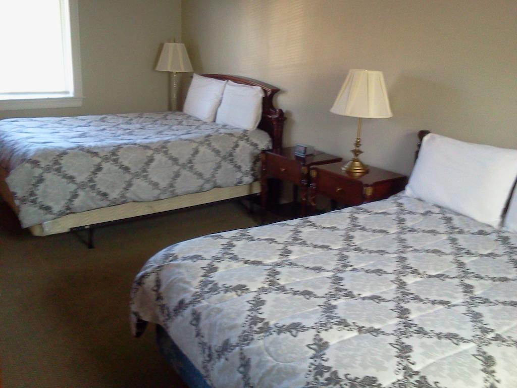 Golden Gate Lodging Plattsburgh Esterno foto