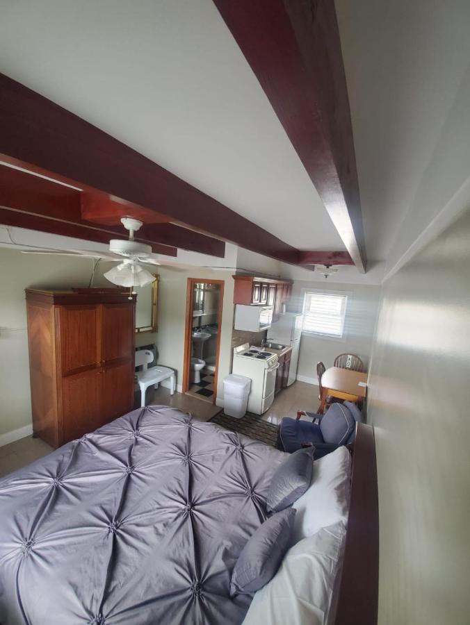 Golden Gate Lodging Plattsburgh Esterno foto